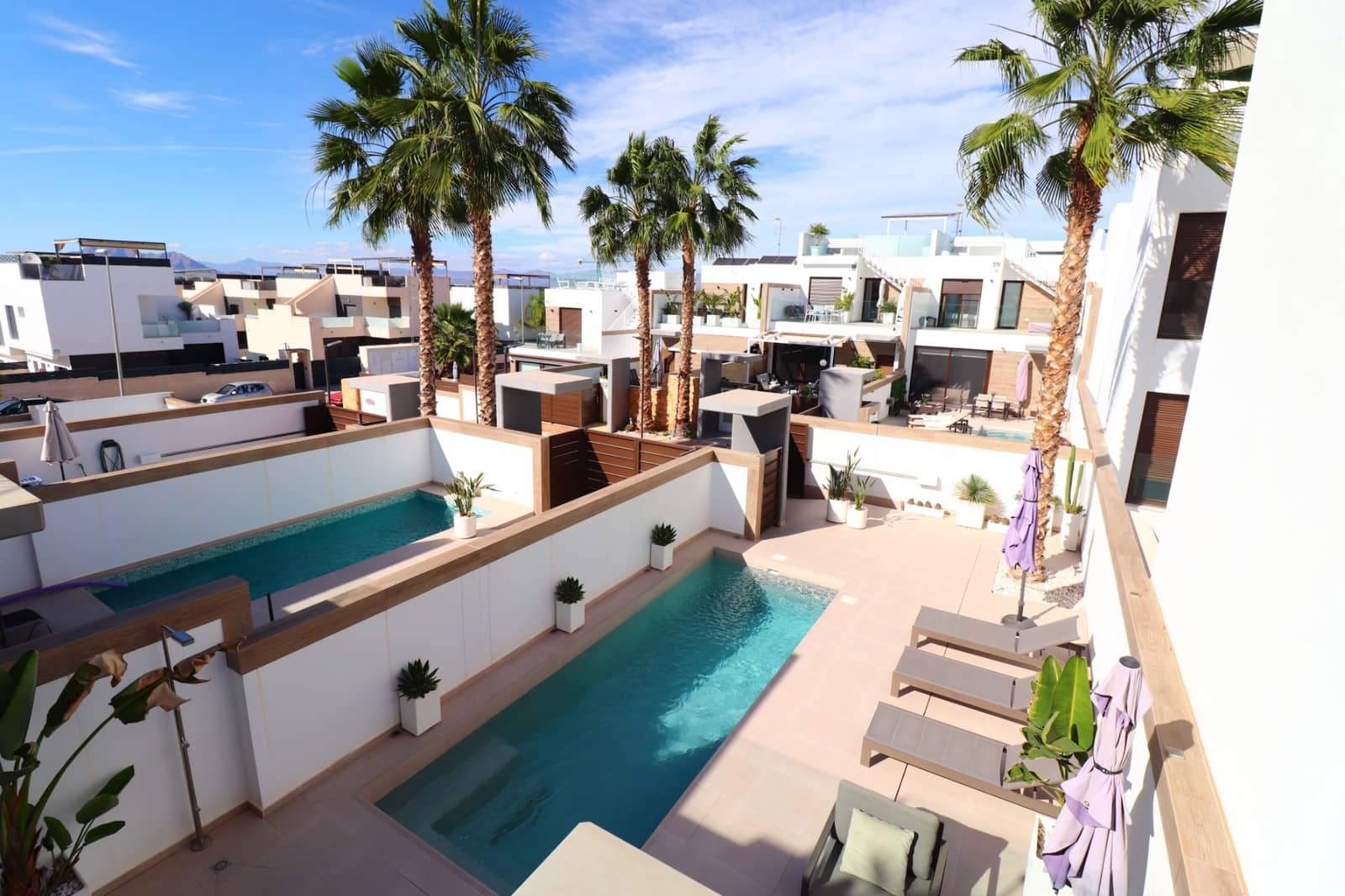 3 bedroom Townhouse for sale in Benijofar with pool garage - € 394,950 (Ref: 9463681)