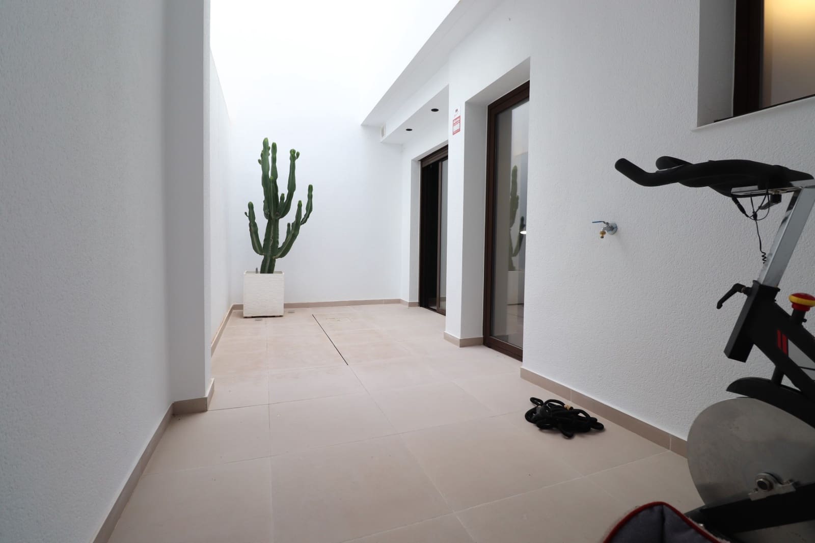 3 bedroom Townhouse for sale in Benijofar with pool garage - € 394,950 (Ref: 9463681)