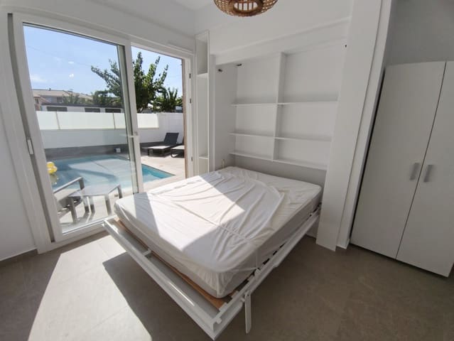 3 slaapkamer Villa te koop in San Pedro del Pinatar ciudad, San Pedro del Pinatar met zwembad garage - € 412.000 (Ref: 9463682)