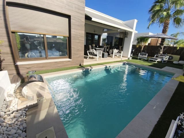 3 makuuhuone Huvila myytävänä paikassa Vistabella, Orihuela mukana uima-altaan - 465 000 € (Ref: 9463687)