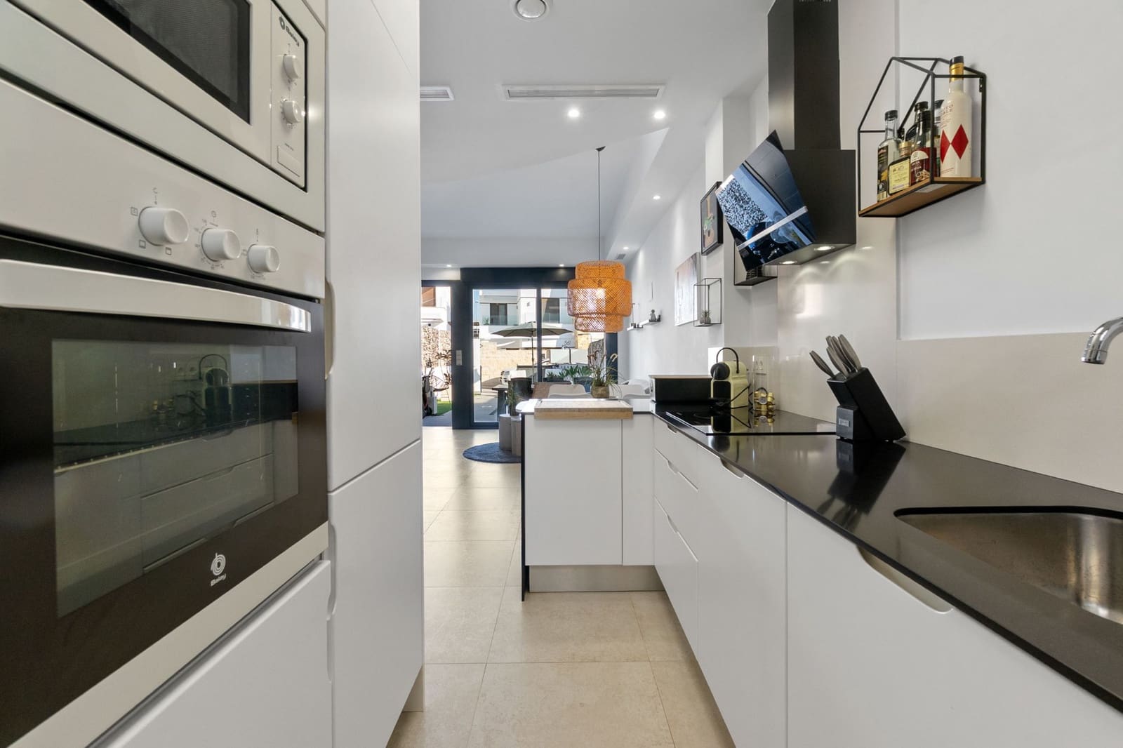 3 soverom Hus til salgs i Villamartin med svømmebasseng - € 325 000 (Ref: 9463695)