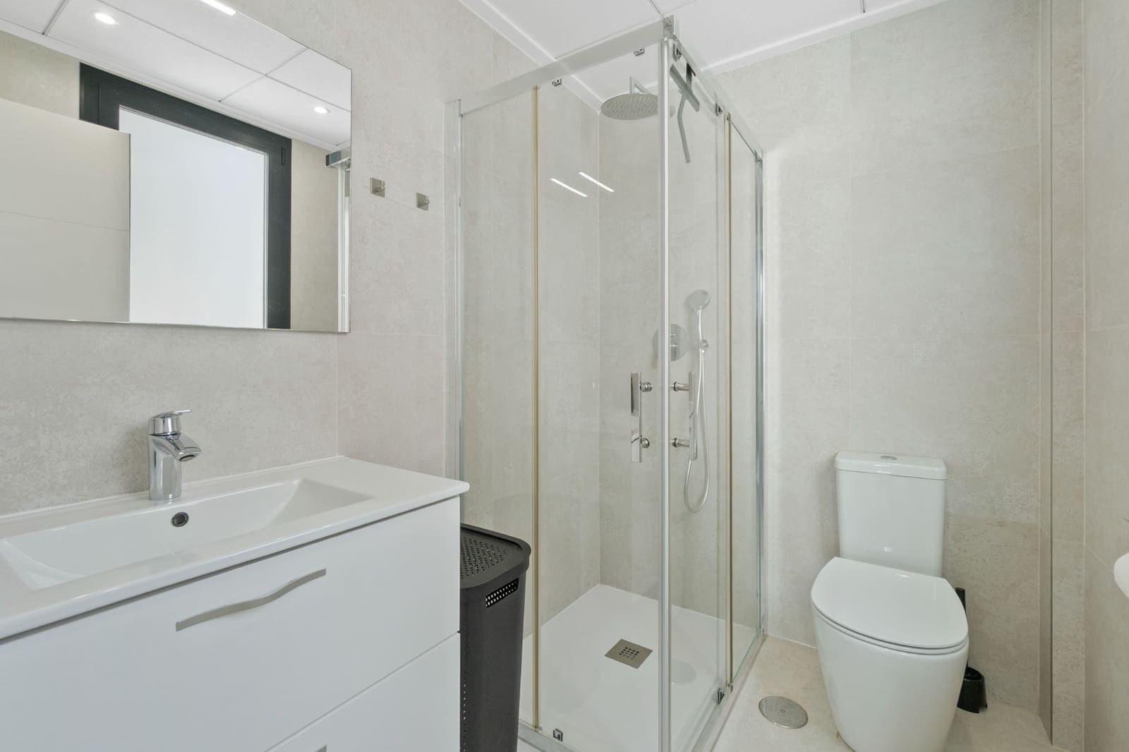 3 soverom Hus til salgs i Villamartin med svømmebasseng - € 325 000 (Ref: 9463695)