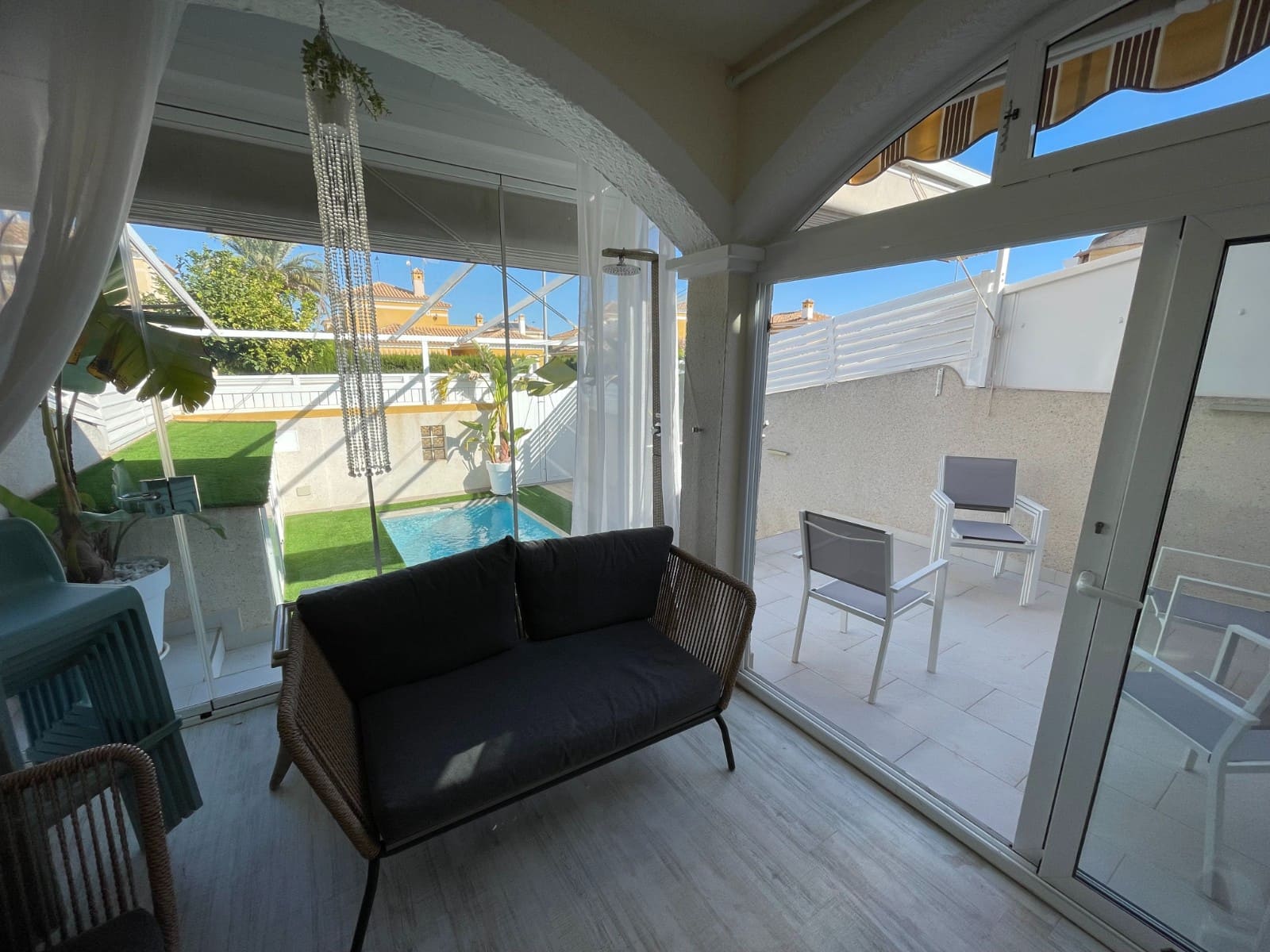 3 bedroom Townhouse for sale in Torre de la Horadada with pool - € 399,000 (Ref: 9463696)