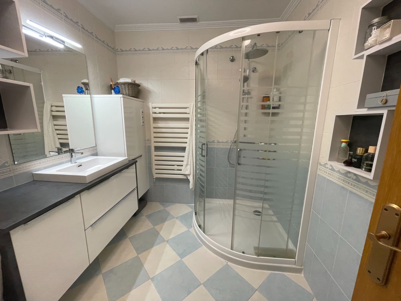 3 bedroom Townhouse for sale in Torre de la Horadada with pool - € 399,000 (Ref: 9463696)