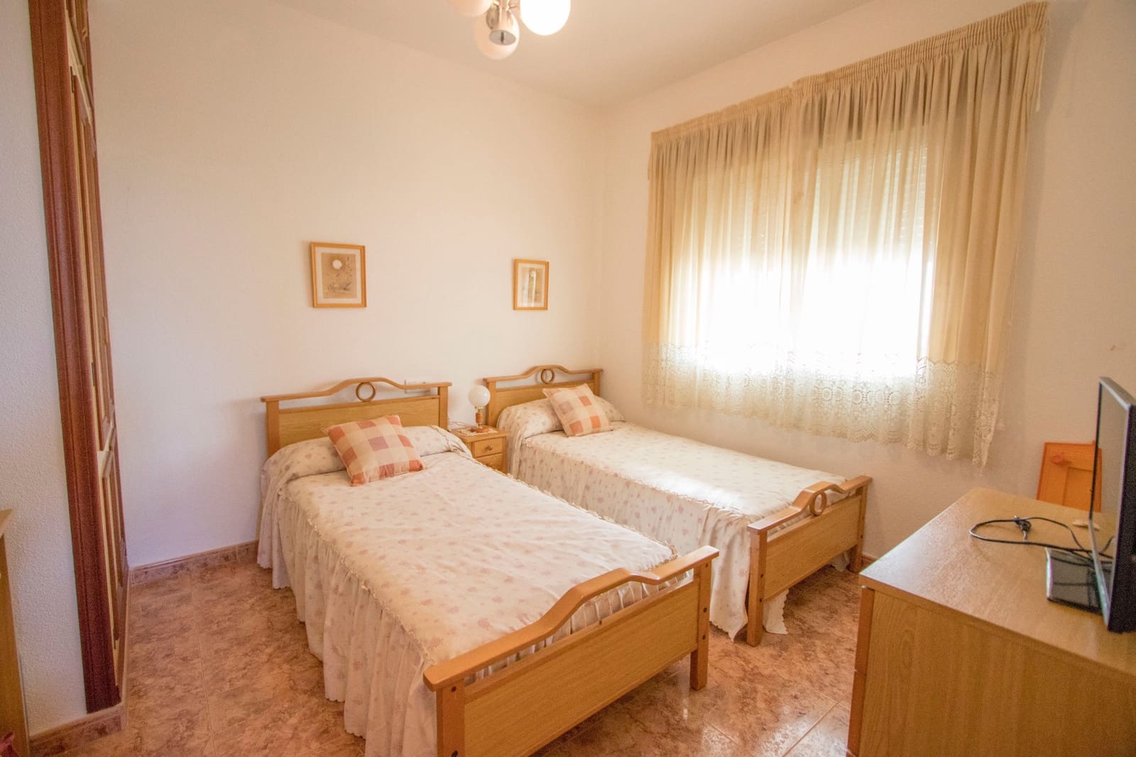 4 bedroom Finca/Country House for sale in Alicante / Alacant city with pool - € 450,000 (Ref: 9463697)