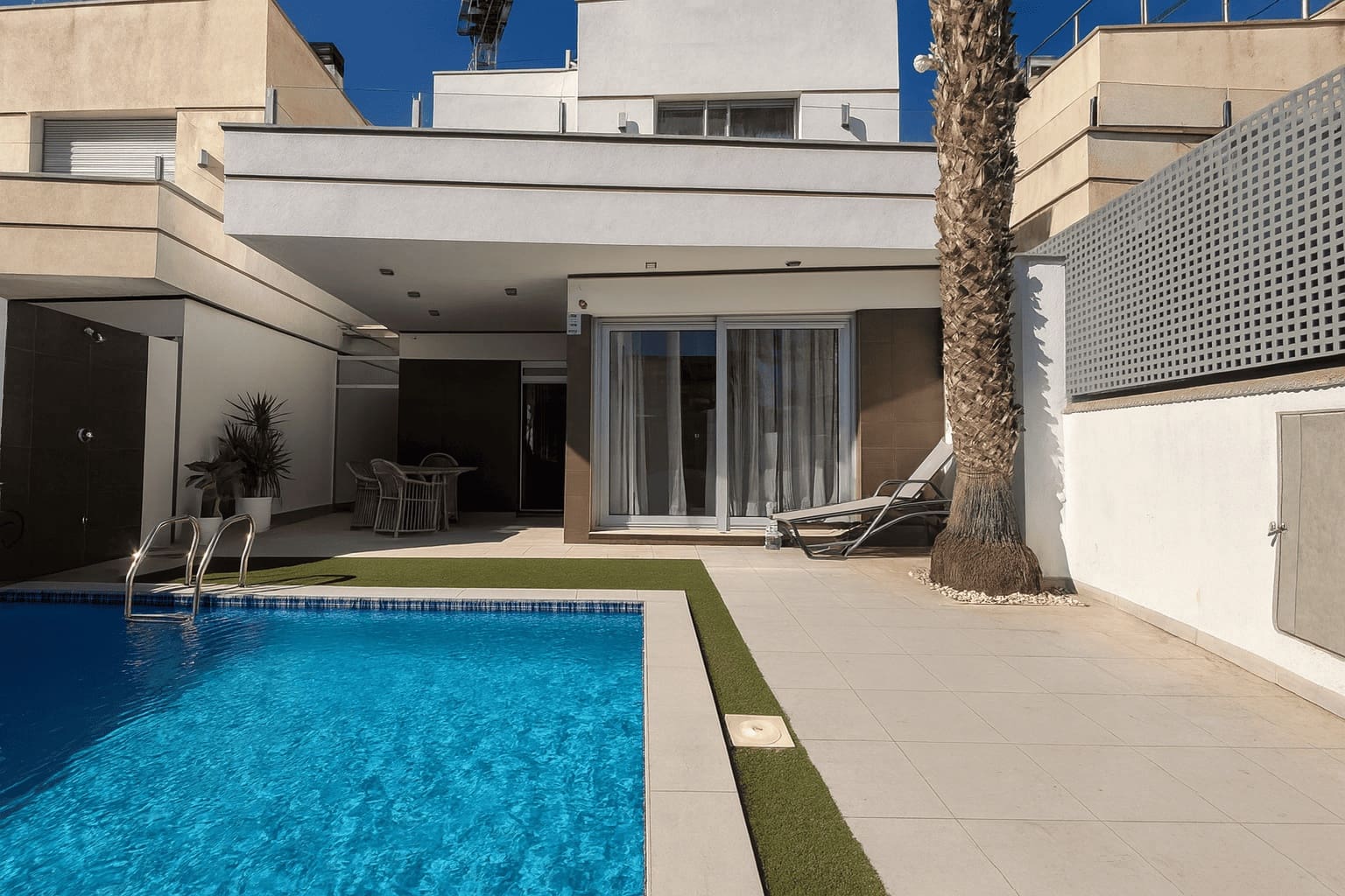 3 bedroom Villa for sale in Orihuela Costa with pool - € 389,000 (Ref: 9463703)