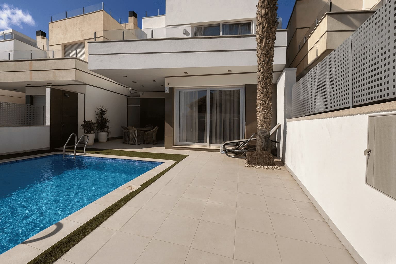 3 bedroom Villa for sale in Orihuela Costa with pool - € 389,000 (Ref: 9463703)