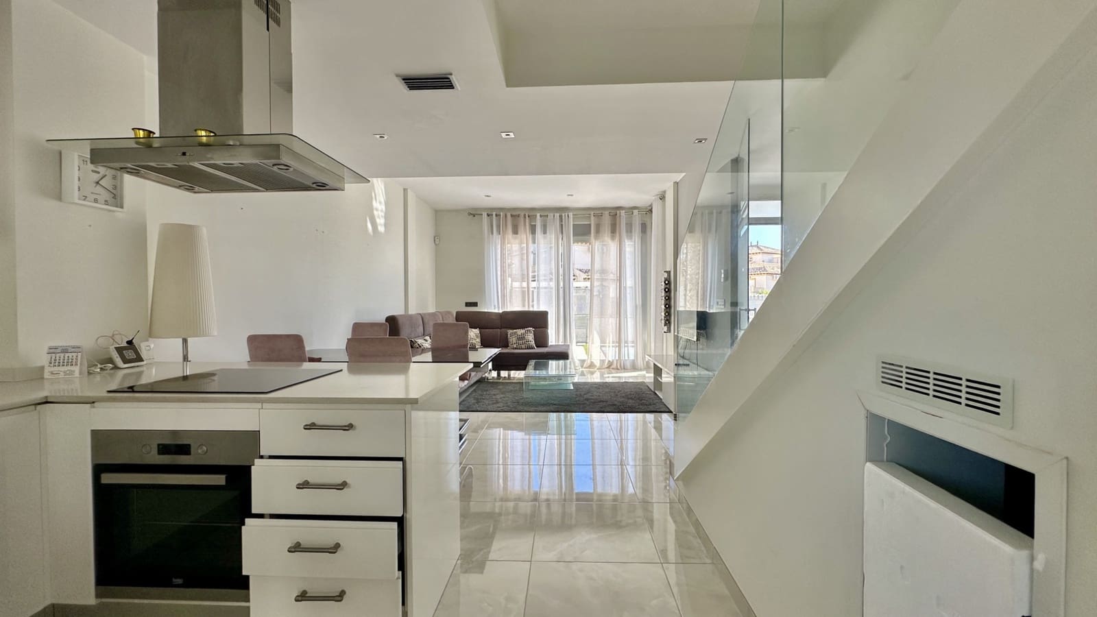 3 bedroom Villa for sale in Orihuela Costa with pool - € 389,000 (Ref: 9463703)