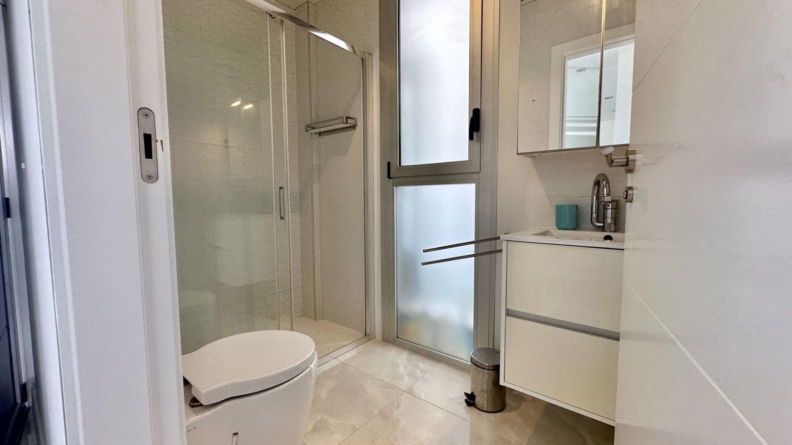 3 bedroom Villa for sale in Orihuela Costa with pool - € 389,000 (Ref: 9463703)