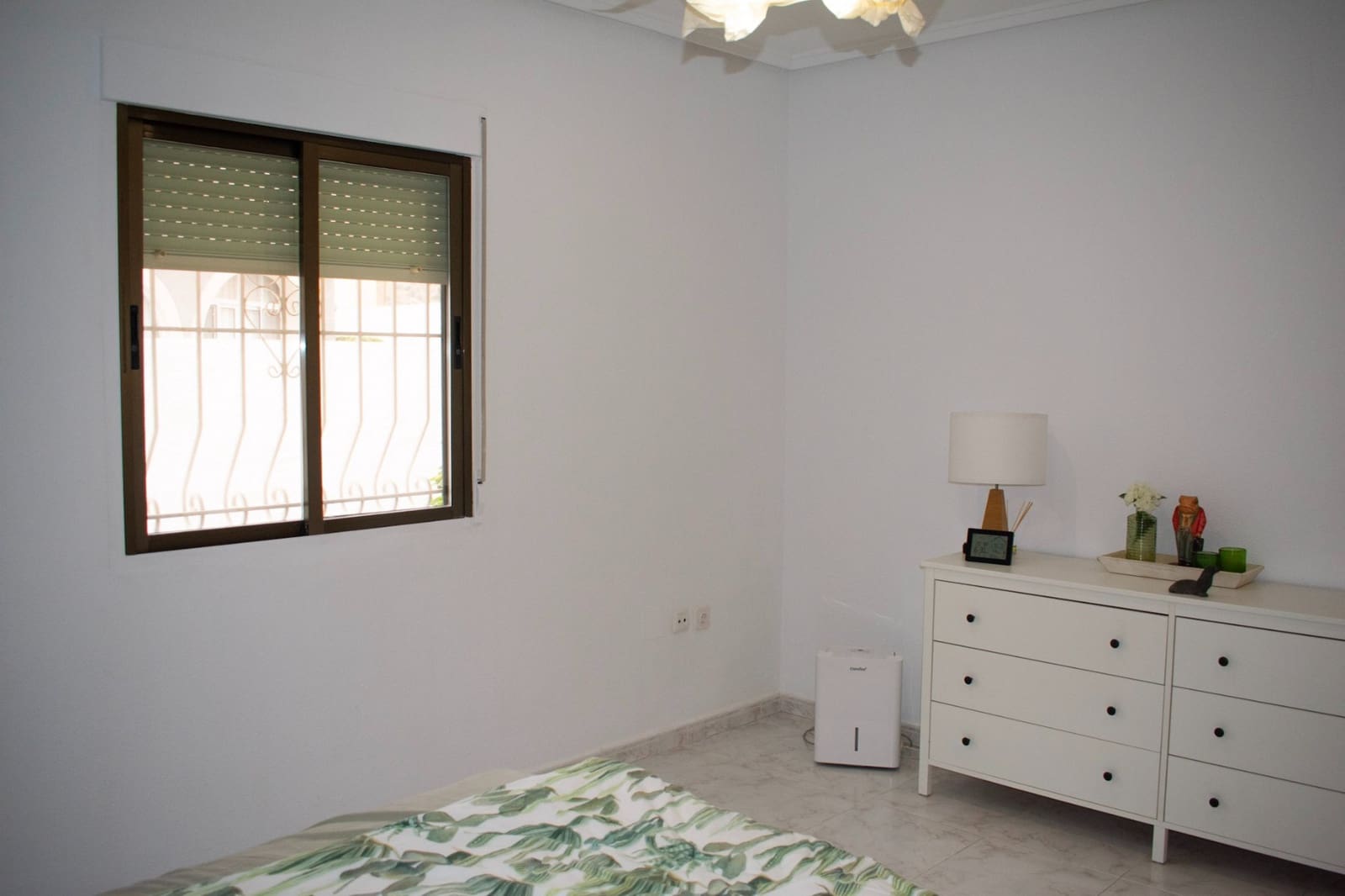 2 soverom Villa til salgs i Torrevieja med svømmebasseng garasje - € 337 000 (Ref: 9463705)