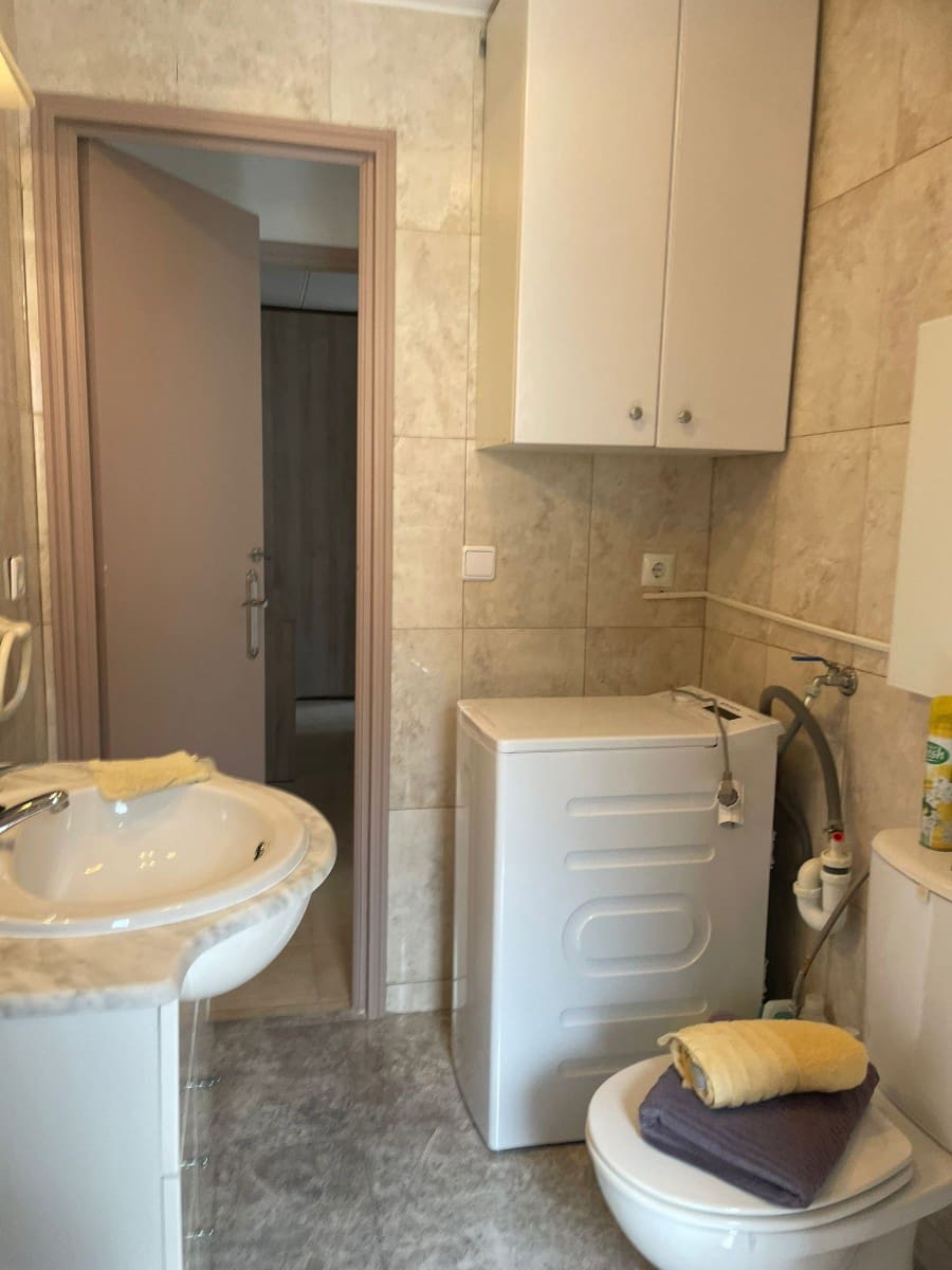 Casa de 2 habitaciones en La Florida en venta - 185.000 € (Ref: 9463706)