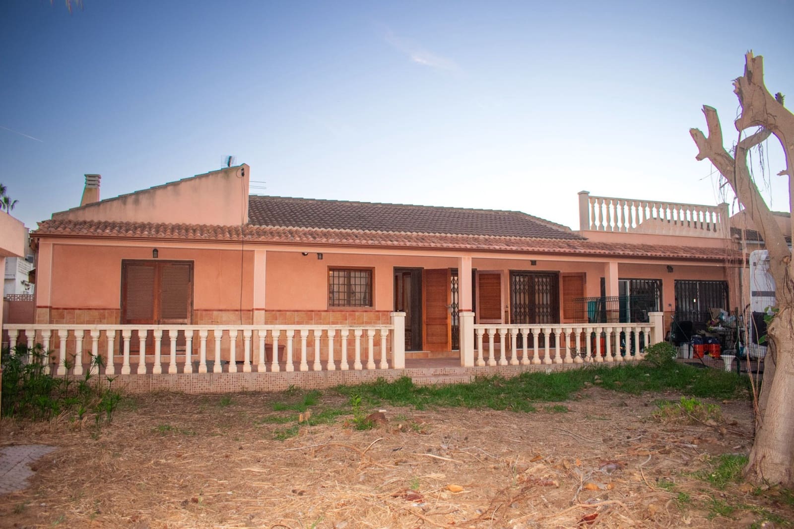 5 slaapkamer Villa te koop in Torrevieja met garage - € 500.000 (Ref: 9463708)
