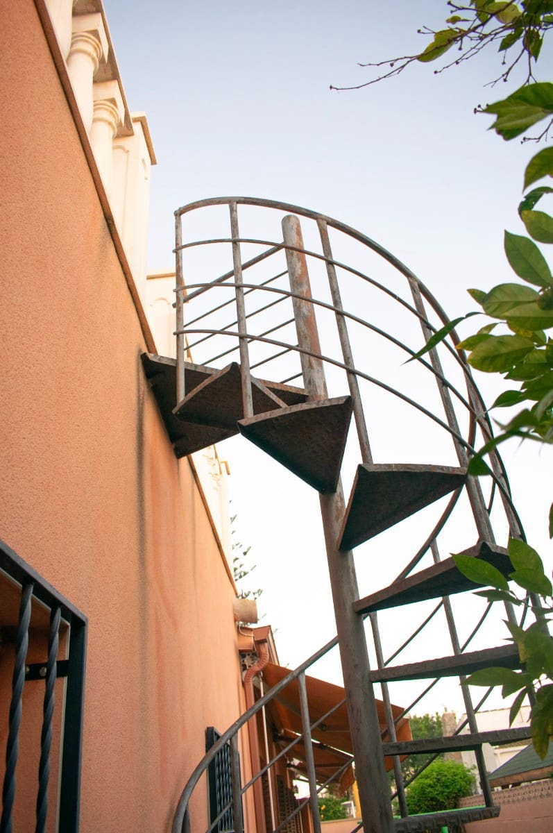 5 sypialnia Willa na sprzedaż w Torrevieja z garażem - 500 000 € (Ref: 9463708)