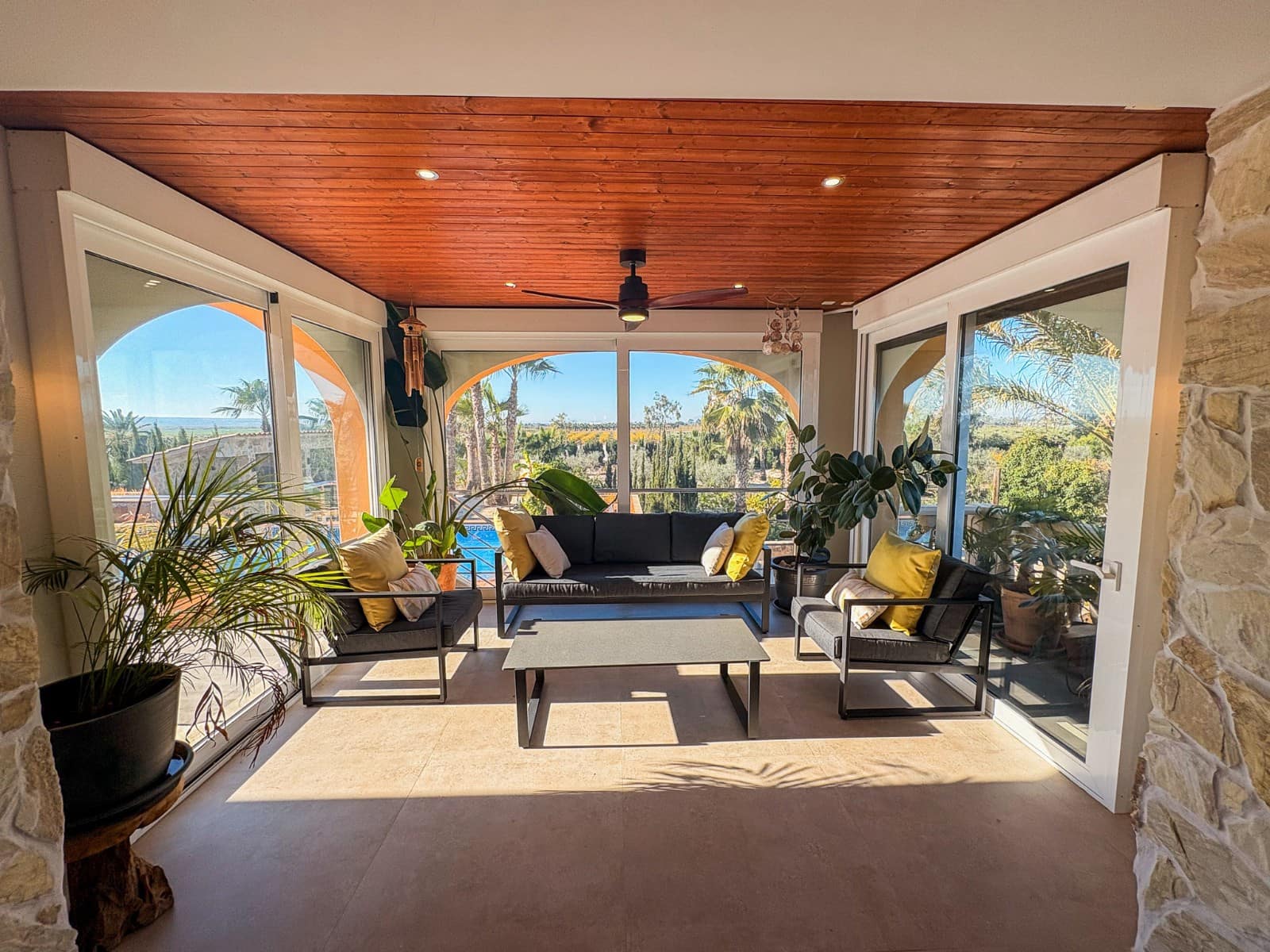 6 bedroom Villa for sale in Las Bayas with pool garage - € 825,000 (Ref: 9463714)