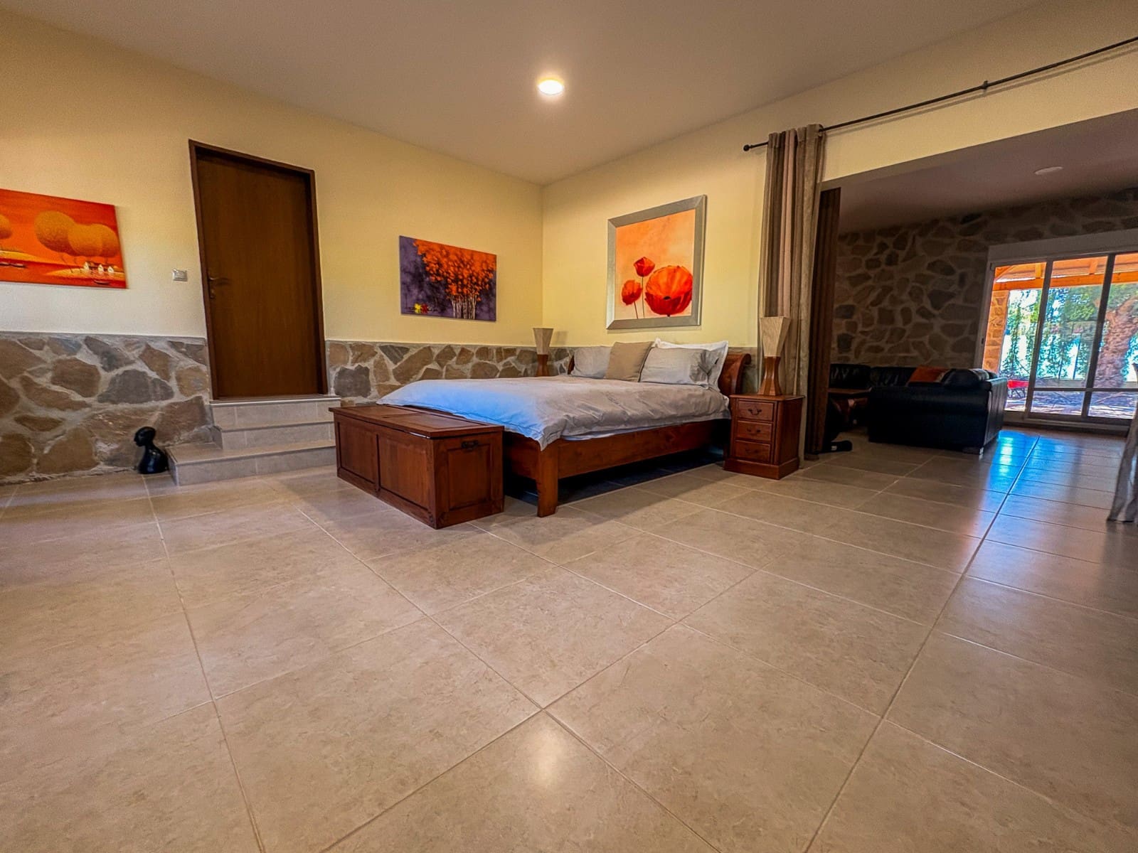 6 bedroom Villa for sale in Las Bayas with pool garage - € 825,000 (Ref: 9463714)