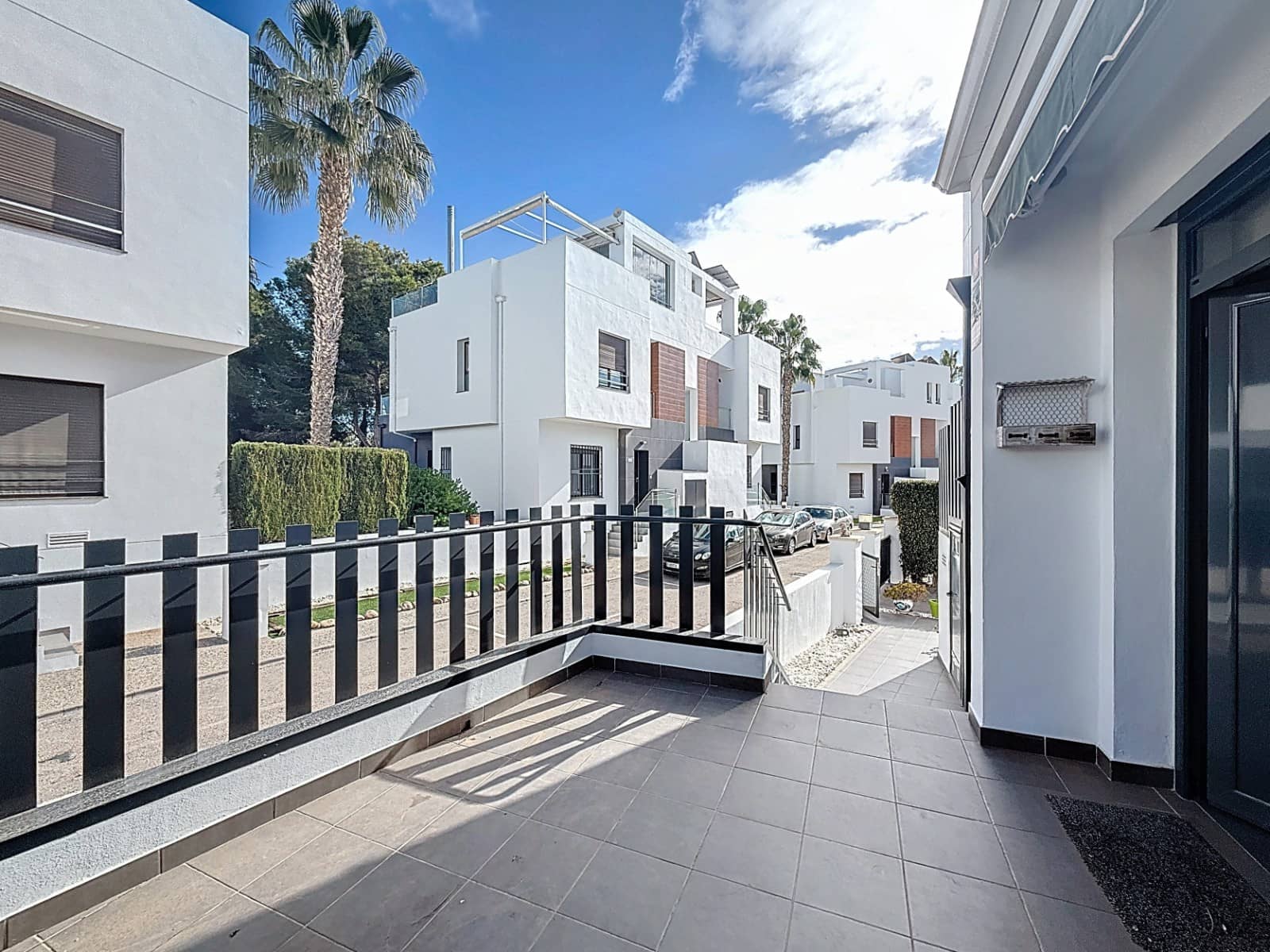 2 bedroom Villa for sale in Villamartin with pool garage - € 239,995 (Ref: 9463715)