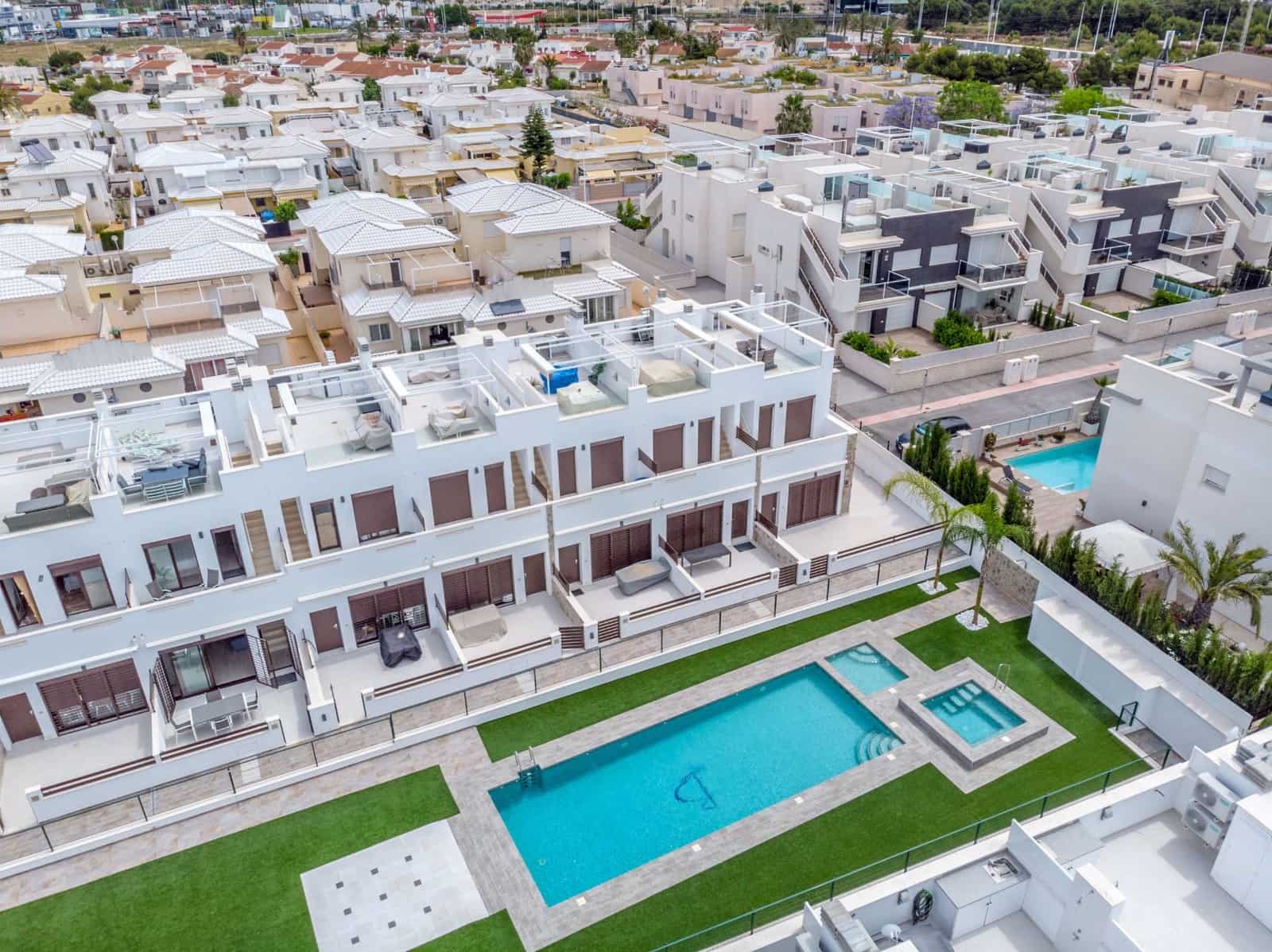 3 sovrum Hus till salu i Torrevieja med pool - 315 000 € (Ref: 9463717)