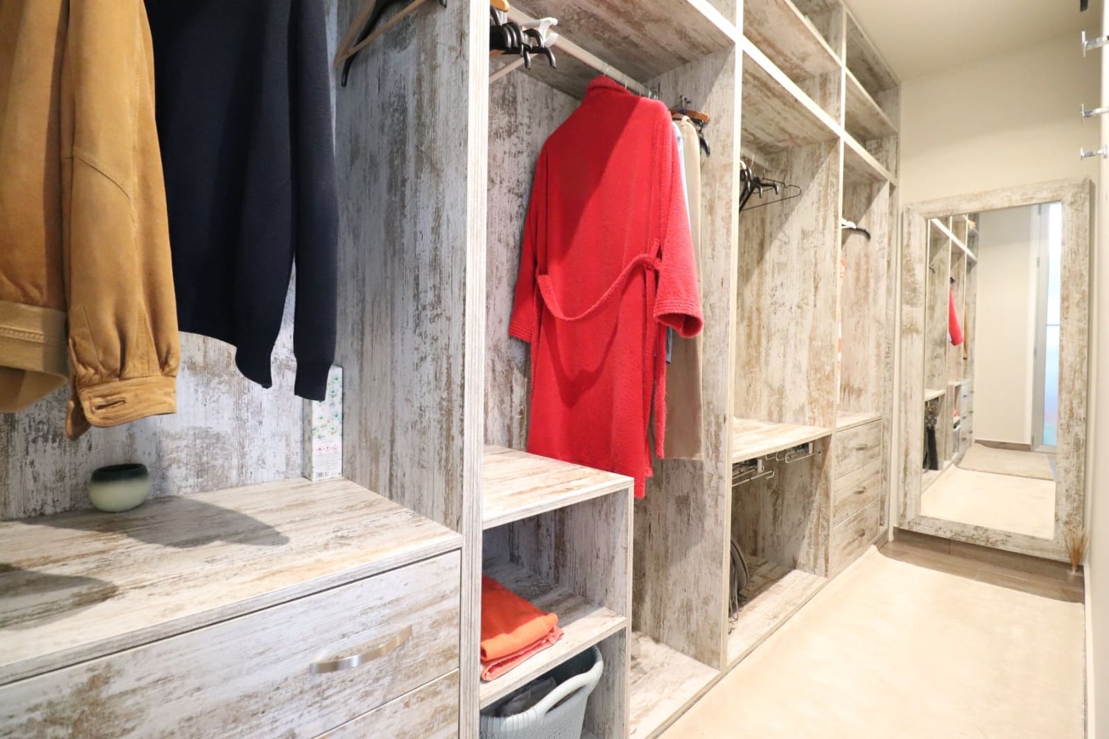 3 bedroom Villa for sale in Daya Vieja with pool - € 429,000 (Ref: 9463718)