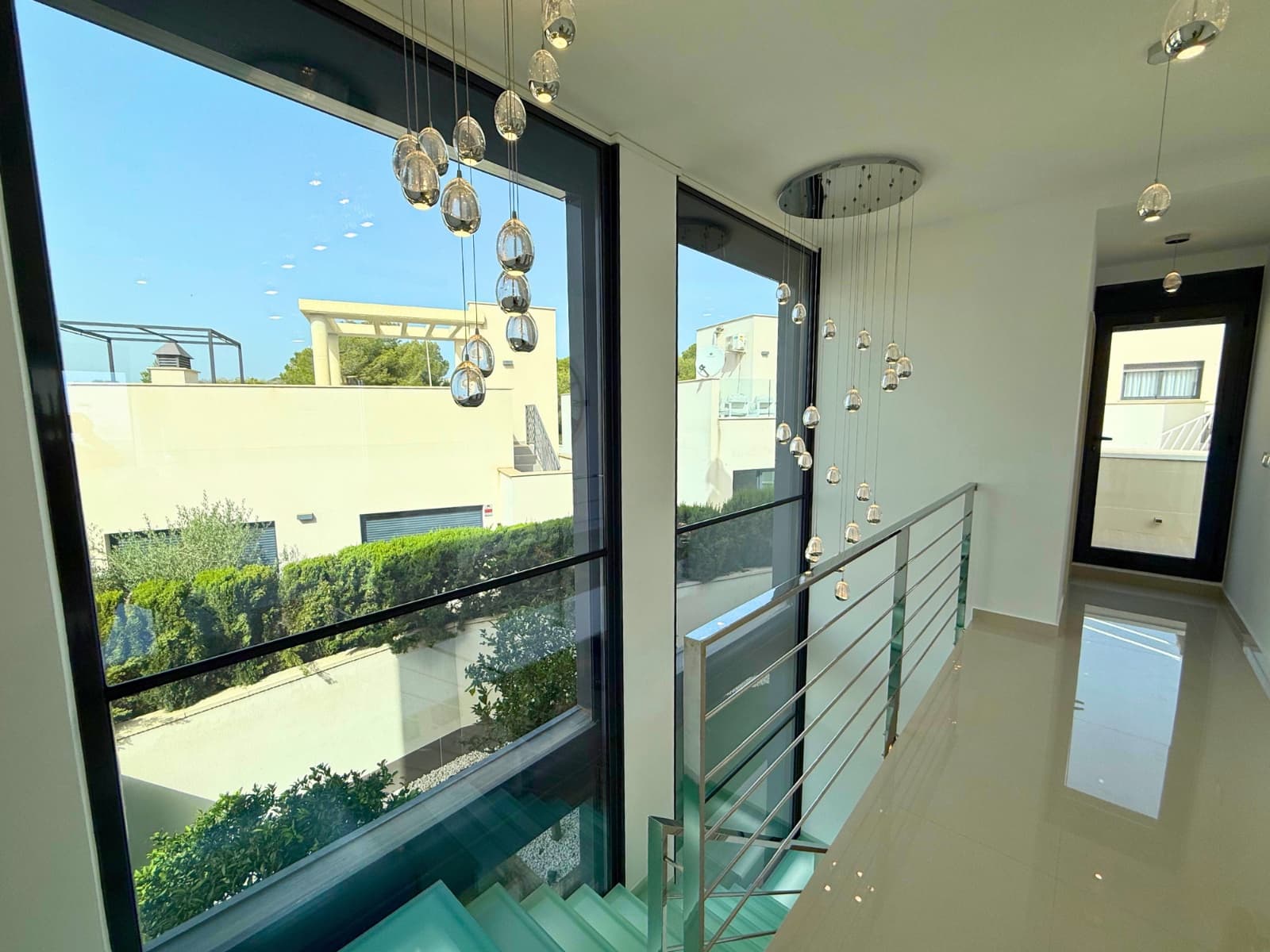 Chalet de 5 habitaciones en San Miguel de Salinas en venta con piscina garaje - 849.000 € (Ref: 9463719)