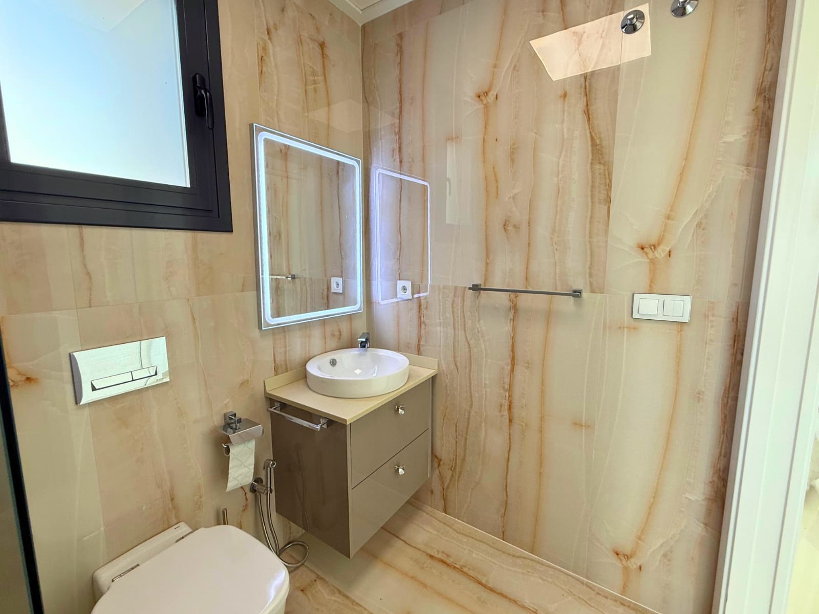 Chalet de 5 habitaciones en San Miguel de Salinas en venta con piscina garaje - 849.000 € (Ref: 9463719)