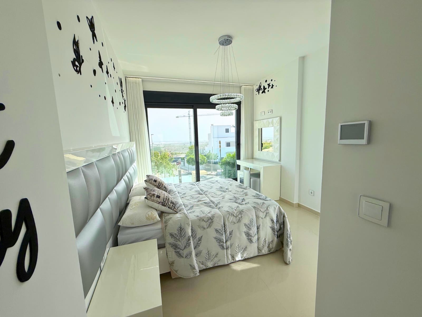 Chalet de 5 habitaciones en San Miguel de Salinas en venta con piscina garaje - 849.000 € (Ref: 9463719)