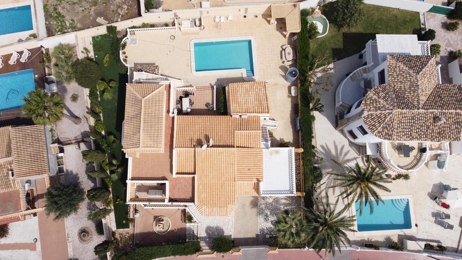 5 bedroom Villa for sale in El Chaparral with pool garage - € 595,000 (Ref: 9463722)