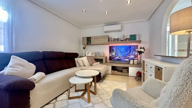 Casa de 3 habitaciones en La Florida, Orihuela en venta con piscina - 295.000 € (Ref: 9463723)