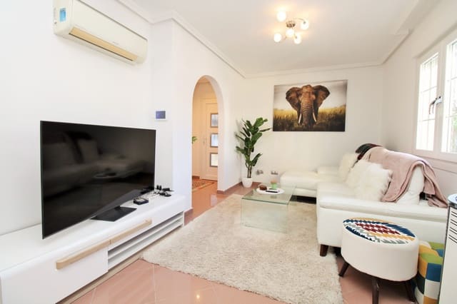 3 slaapkamer Villa te koop in Villamartin, Orihuela met zwembad - € 375.000 (Ref: 9463728)