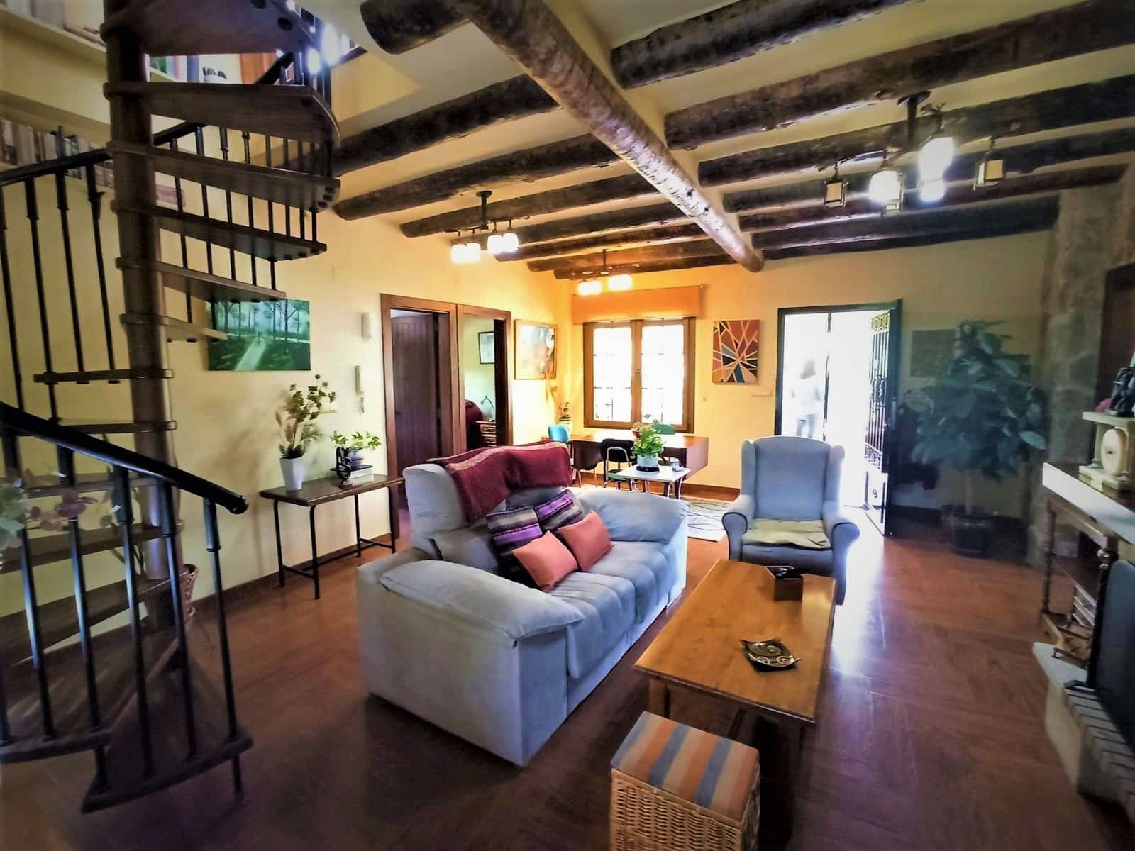 3 bedroom Finca/Country House for sale in Novelda - € 269,995 (Ref: 9463733)