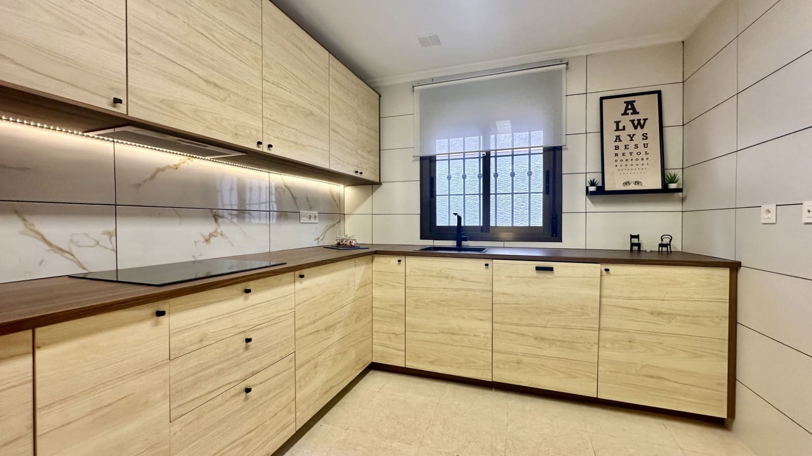 3 makuuhuone Omakotitalo myytävänä paikassa San Miguel de Salinas mukana uima-altaan 
autotalli - 229 000 € (Ref: 9463739)