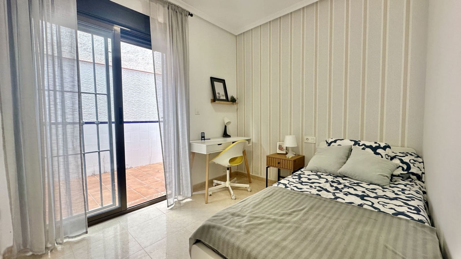 3 makuuhuone Omakotitalo myytävänä paikassa San Miguel de Salinas mukana uima-altaan 
autotalli - 229 000 € (Ref: 9463739)