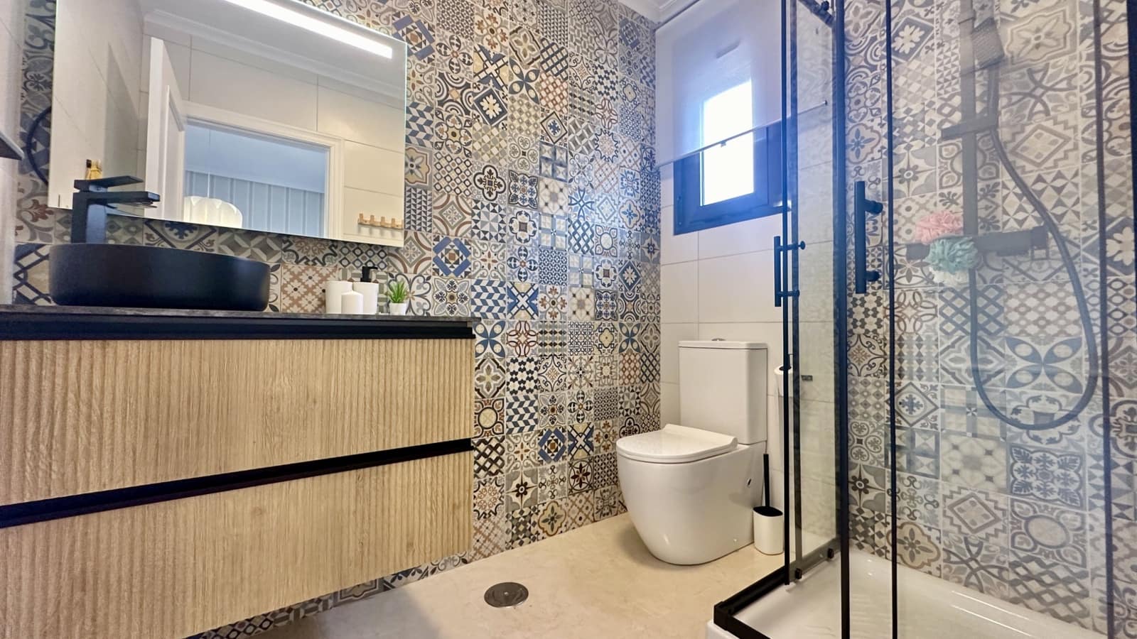 3 makuuhuone Omakotitalo myytävänä paikassa San Miguel de Salinas mukana uima-altaan 
autotalli - 229 000 € (Ref: 9463739)