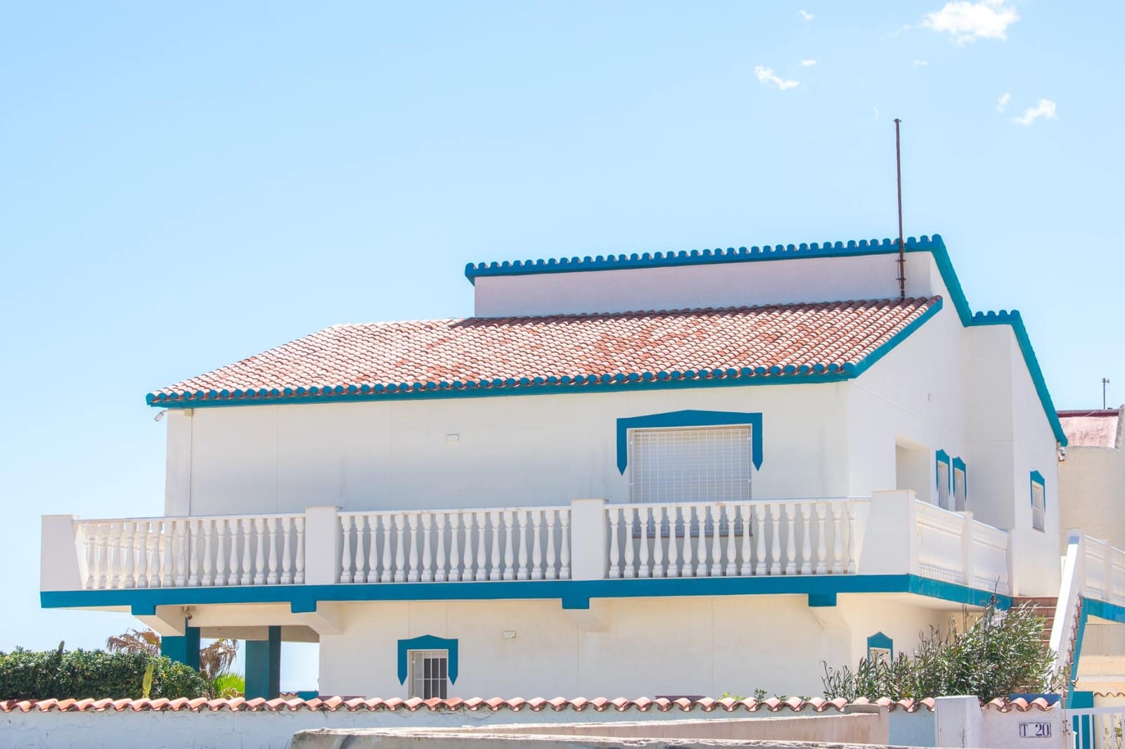 6 bedroom Villa for sale in La Manga del Mar Menor - € 1,100,000 (Ref: 9463743)