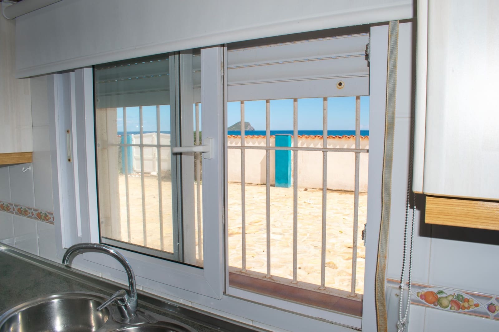 6 bedroom Villa for sale in La Manga del Mar Menor - € 1,100,000 (Ref: 9463743)