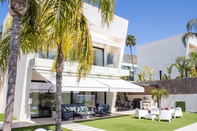 Chalet de 3 habitaciones en Golf Bahía, Finestrat en venta con piscina garaje - 1.150.000 € (Ref: 9463745)