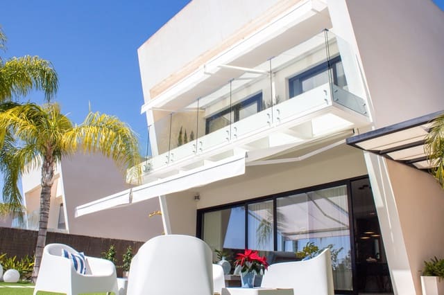 Chalet de 3 habitaciones en Golf Bahía, Finestrat en venta con piscina garaje - 1.150.000 € (Ref: 9463745)