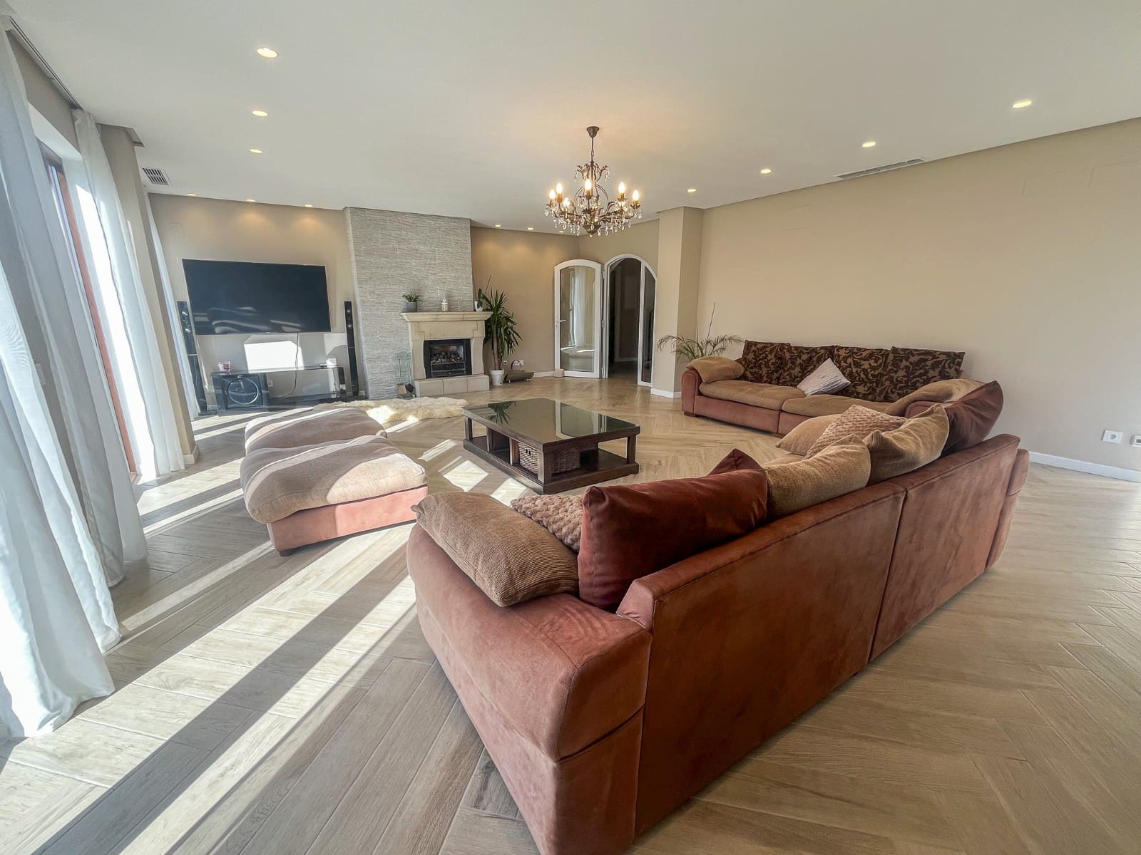 4 Zimmer Villa zu verkaufen in Finestrat mit Pool Garage - 1.050.000 € (Ref: 9463746)