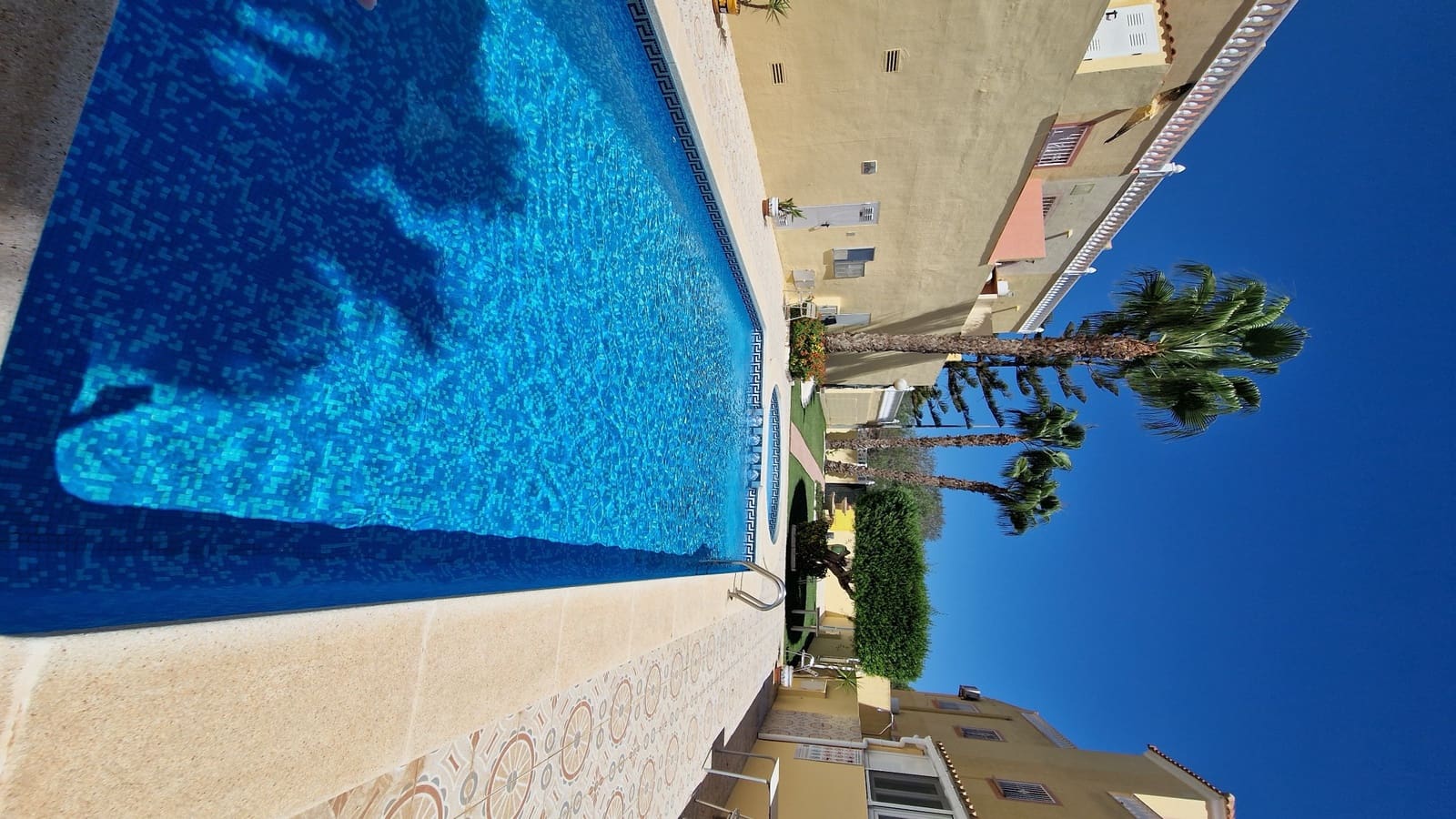 3 bedroom Townhouse for sale in Villamartin with pool garage - € 189,000 (Ref: 9463748)