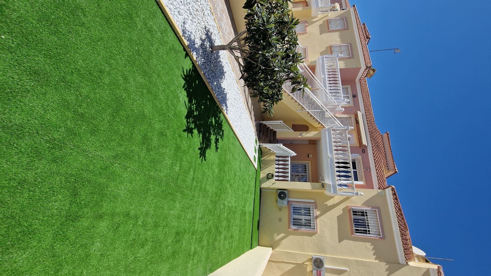 3 bedroom Townhouse for sale in Villamartin with pool garage - € 189,000 (Ref: 9463748)