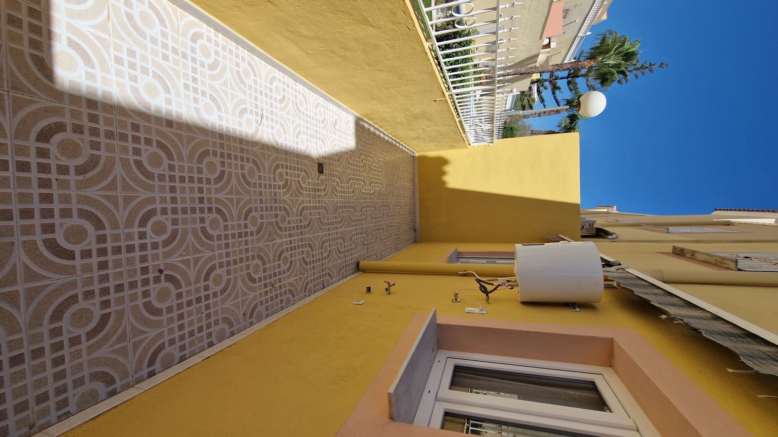 3 bedroom Townhouse for sale in Villamartin with pool garage - € 189,000 (Ref: 9463748)