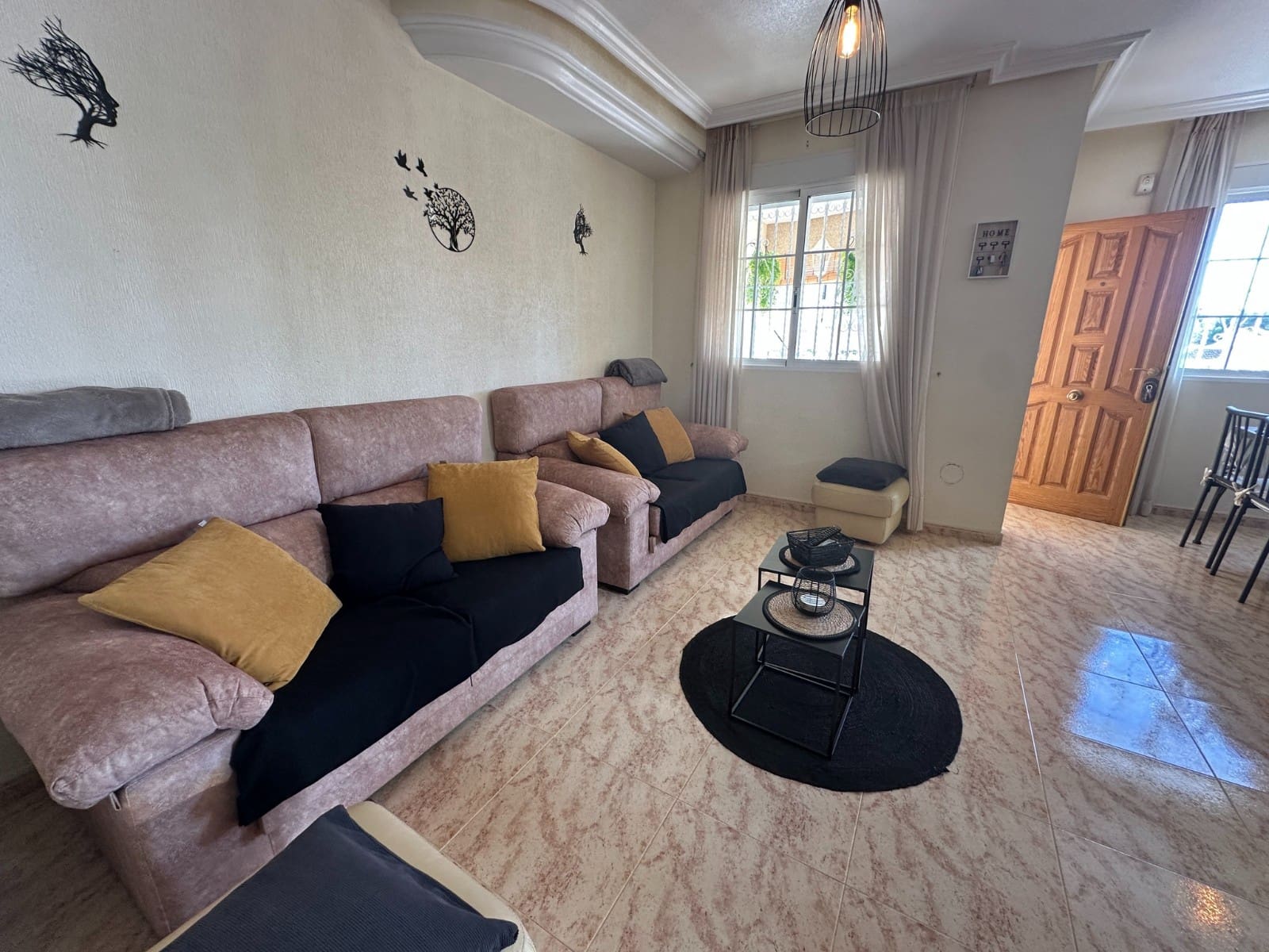 3 bedroom Villa for sale in Villamartin with pool garage - € 259,000 (Ref: 9463754)