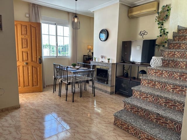 3 sovrum Villa till salu i Villamartin, Orihuela med pool garage - 259 000 € (Ref: 9463754)