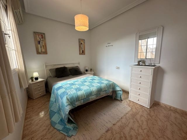 3 sovrum Villa till salu i Villamartin, Orihuela med pool garage - 259 000 € (Ref: 9463754)