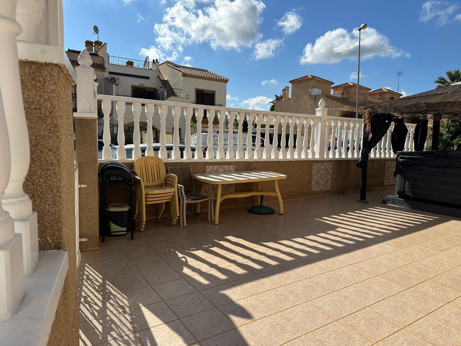 3 bedroom Villa for sale in Villamartin with pool garage - € 259,000 (Ref: 9463754)