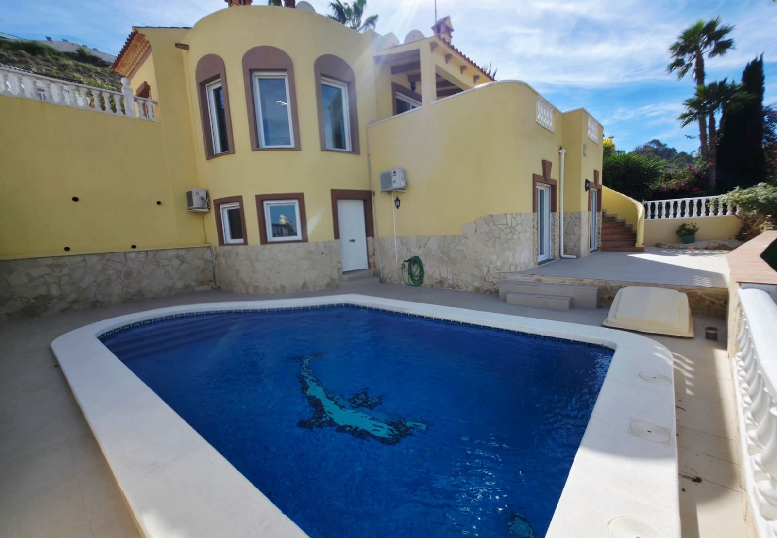 Chalet de 3 habitaciones en Ciudad Quesada en venta con piscina - 515.000 € (Ref: 9463757)