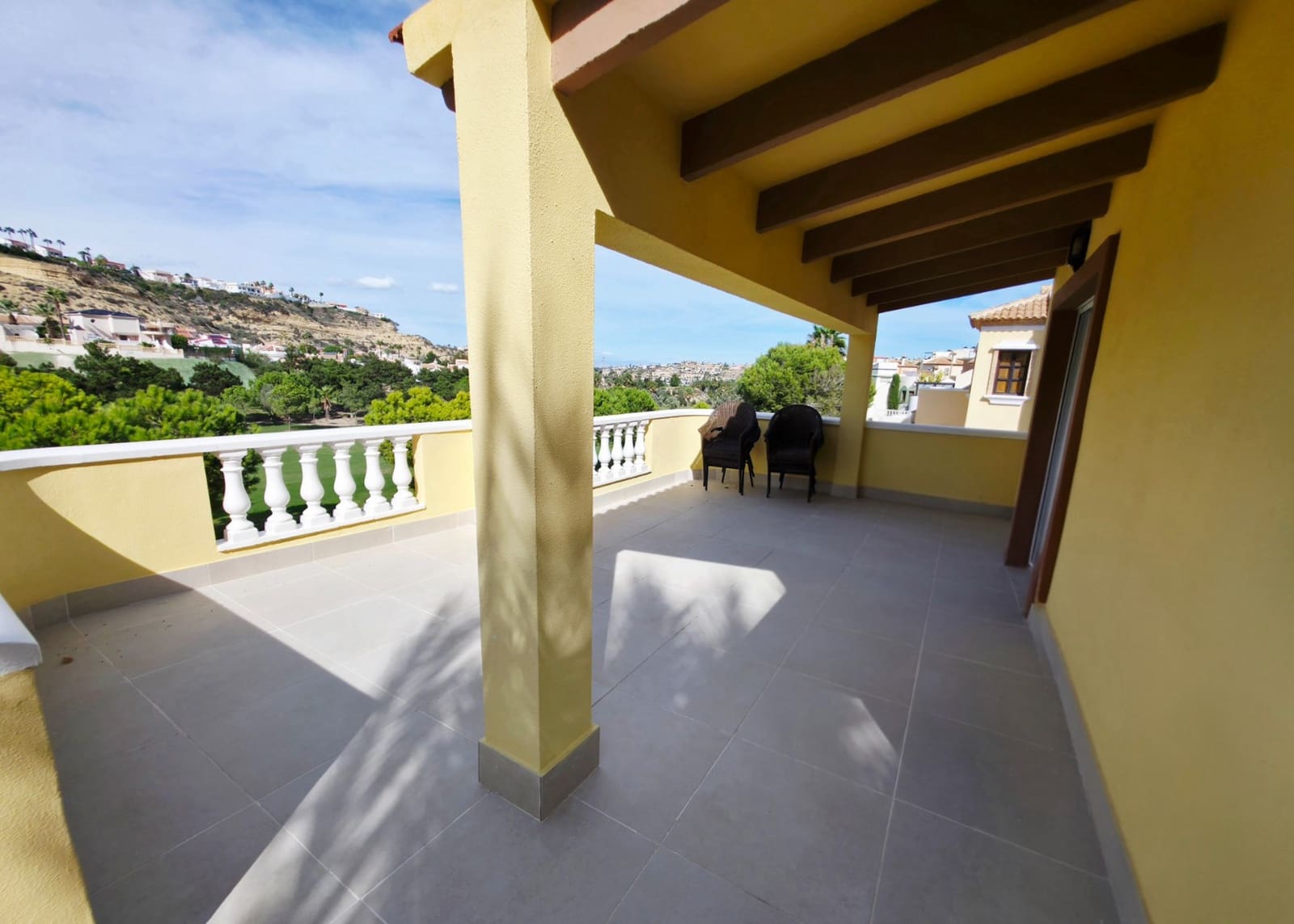 Chalet de 3 habitaciones en Ciudad Quesada en venta con piscina - 515.000 € (Ref: 9463757)