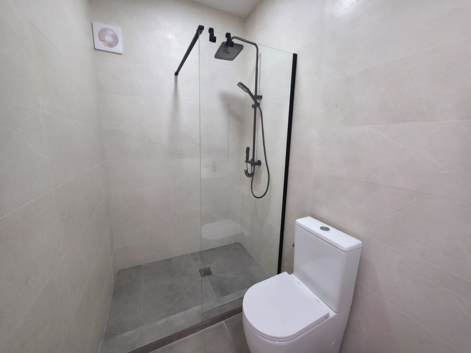 Chalet de 3 habitaciones en Ciudad Quesada en venta con piscina - 515.000 € (Ref: 9463757)