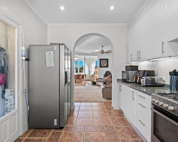 4 camera da letto Villa in vendita in Ciudad Quesada, Rojales con piscina garage - 650.000 € (Rif: 9463759)