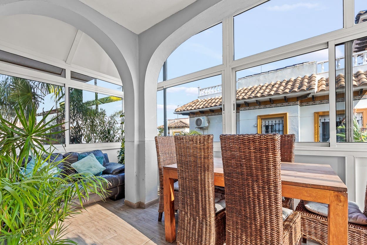 4 camera da letto Villa in vendita in Playa Flamenca con piscina - 399.000 € (Rif: 9463762)