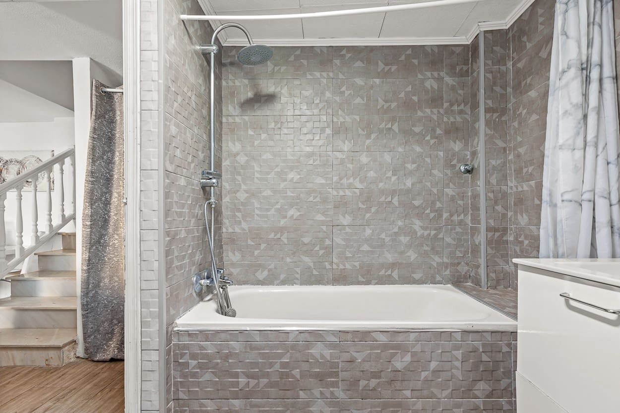 4 camera da letto Villa in vendita in Playa Flamenca con piscina - 399.000 € (Rif: 9463762)